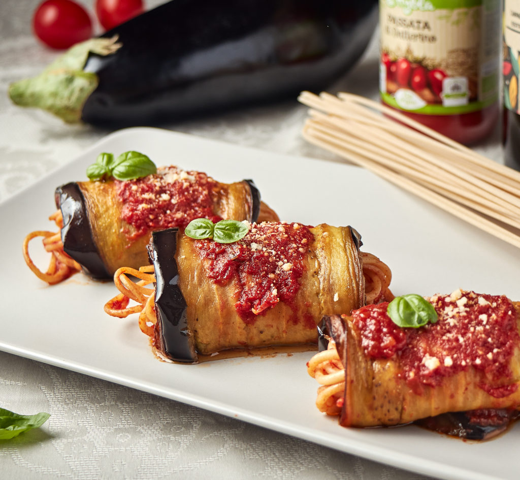 Involtini di melanzane con spaghetti - la ricetta di ...