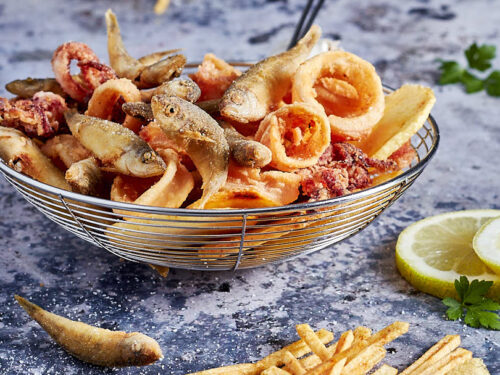 Patate fritte perfette in padella croccanti fuori e morbide dentro